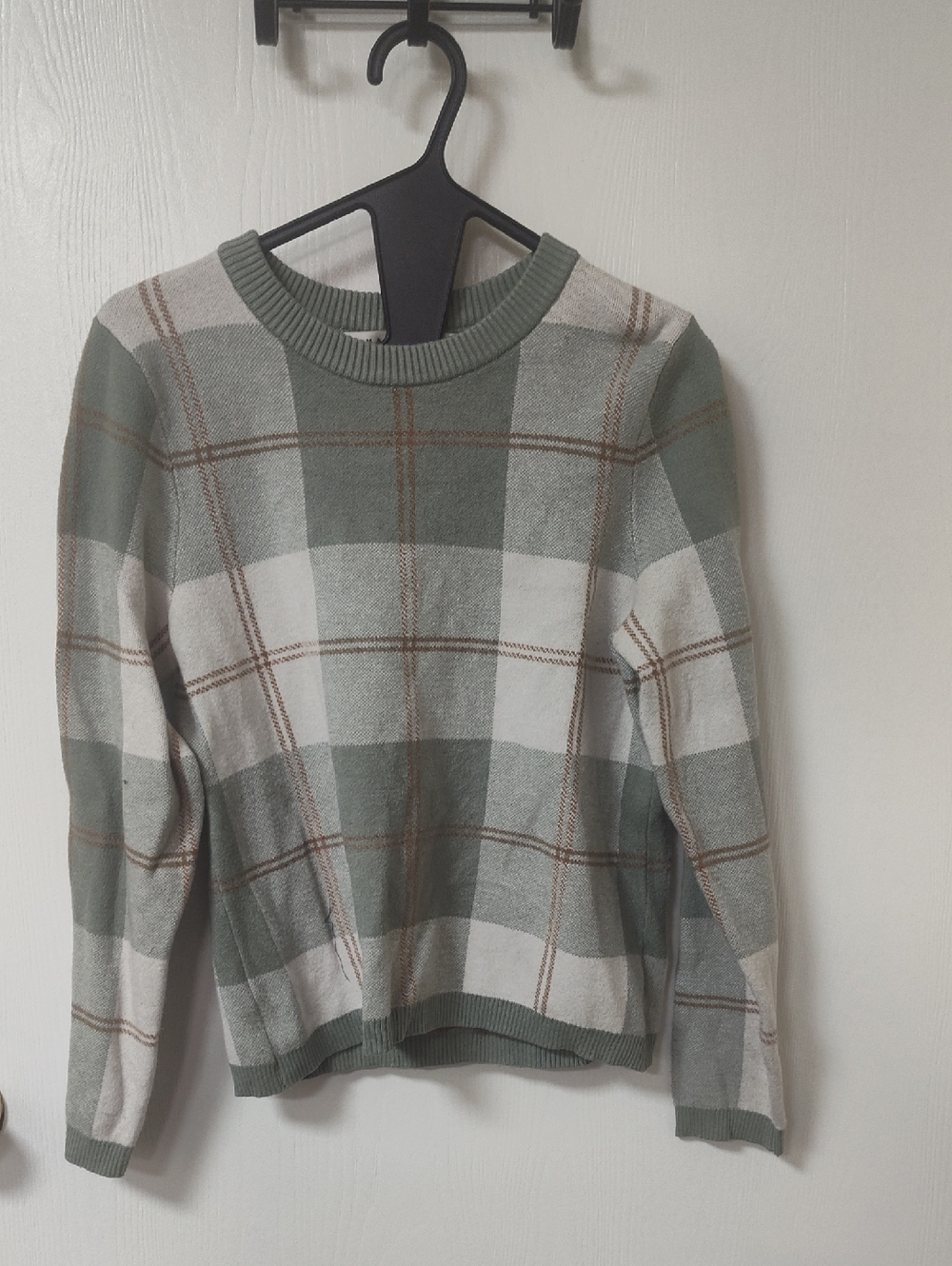 Max Studio Sage Green and Cream Plaid Crewneck Sweater